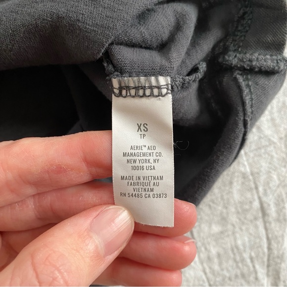 Aerie Boyfriend Distressed Oversized T-shirt Tee Gray - Picture 8 of 8